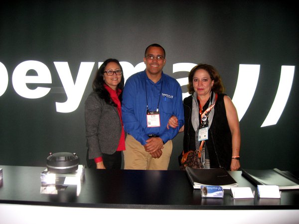 beyma-namm2015-jose-diaz-hilda-acosta