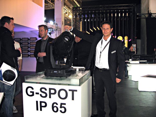 SGM. Antonio Parise con el G-SPOT IP 65